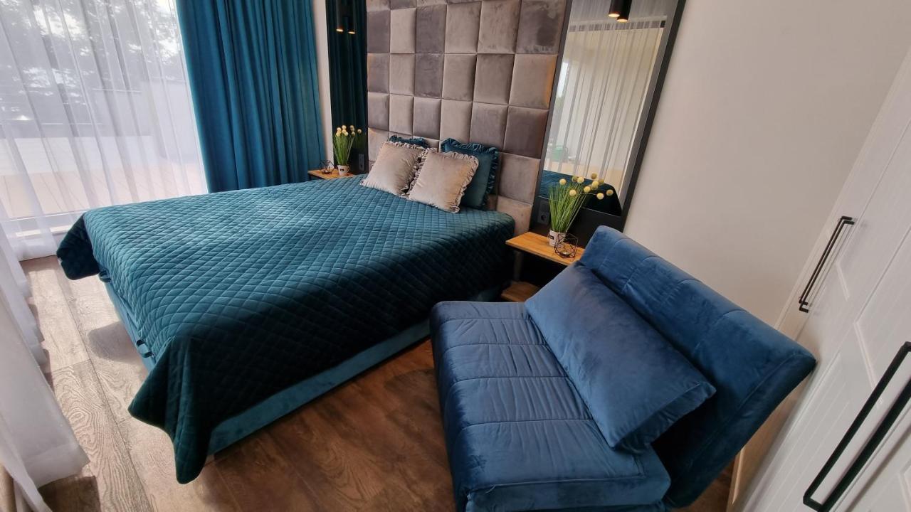 Lazur Apartment *