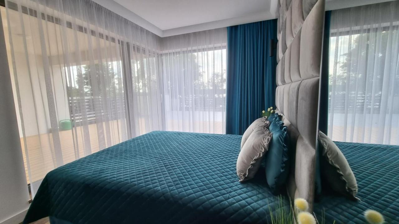 Lazur Apartment *